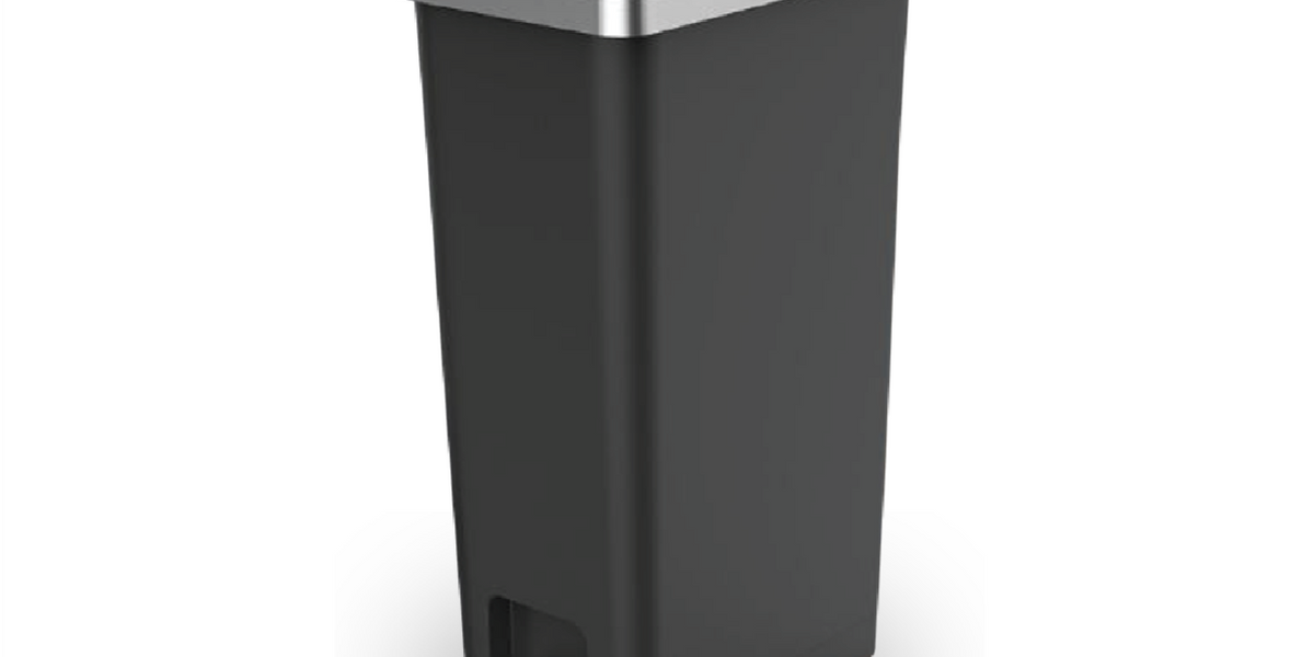 ‎Plastic Bins